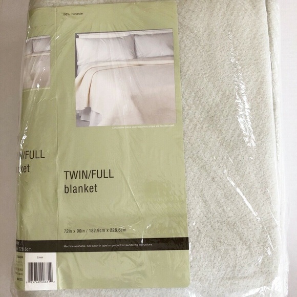 VTG SEALED Twin/Full Polyester Blanket Made USA - Picture 1 of 7